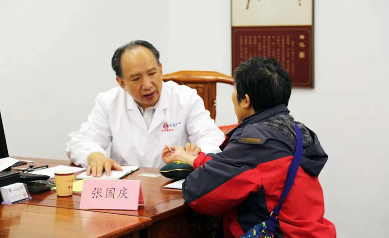 好消息！本周起，中醫(yī)專家張國(guó)慶、白學(xué)武、李蘇將在月光碼頭店坐診！(圖1)