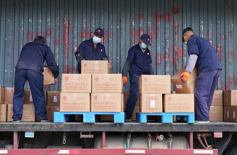 10萬帖！李良濟連夜熬制防疫方馳援上海，溫暖守“滬”！(圖9)