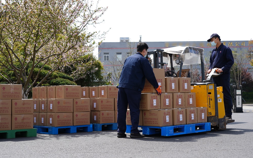 10萬帖！李良濟連夜熬制防疫方馳援上海，溫暖守“滬”！(圖10)